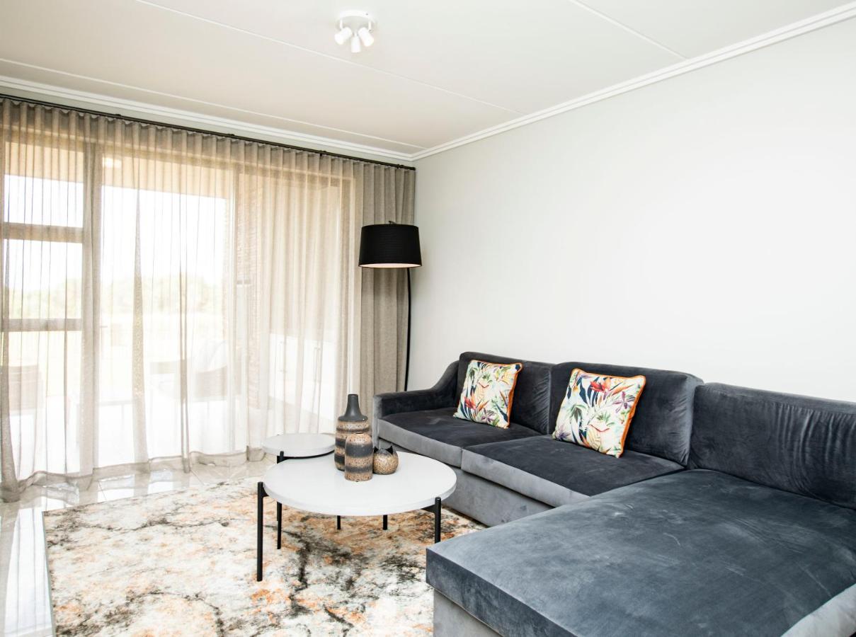 The Serengeti Lodge Κέμπτον Παρκ Εξωτερικό φωτογραφία
